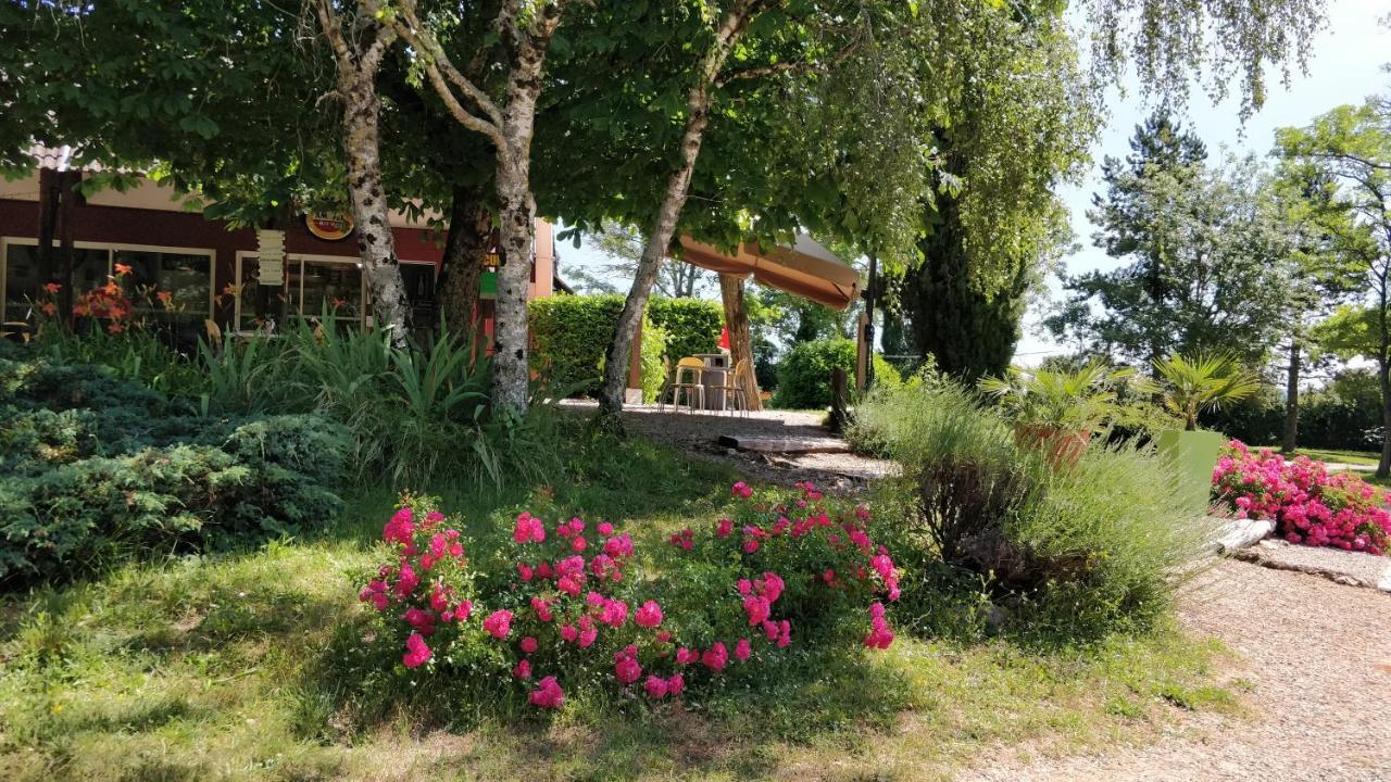 Au Tour De L'aveyron LʼHospitalet-du-Larzac