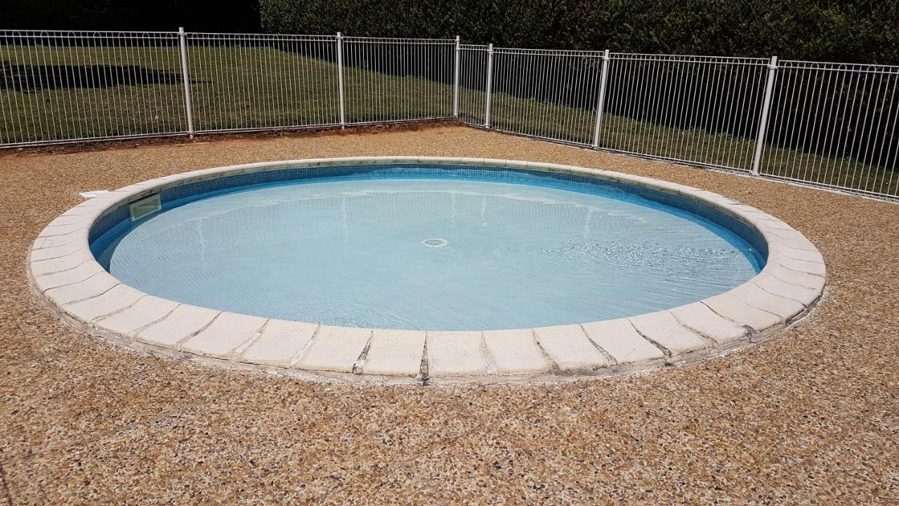 Au Tour De L'aveyron Camping 2*