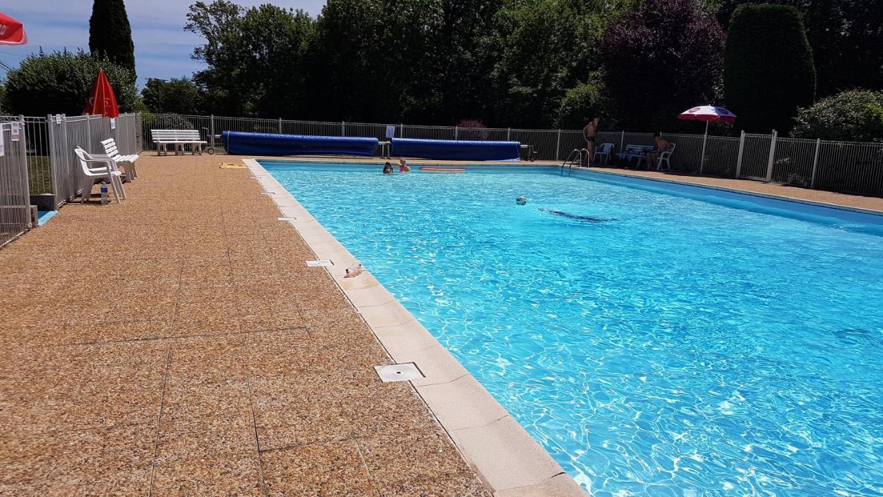 Camping Camping Au Tour De L'aveyron 2*